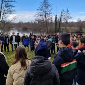 Échange initiatique entre primaires et collégiens – expérience de biologie